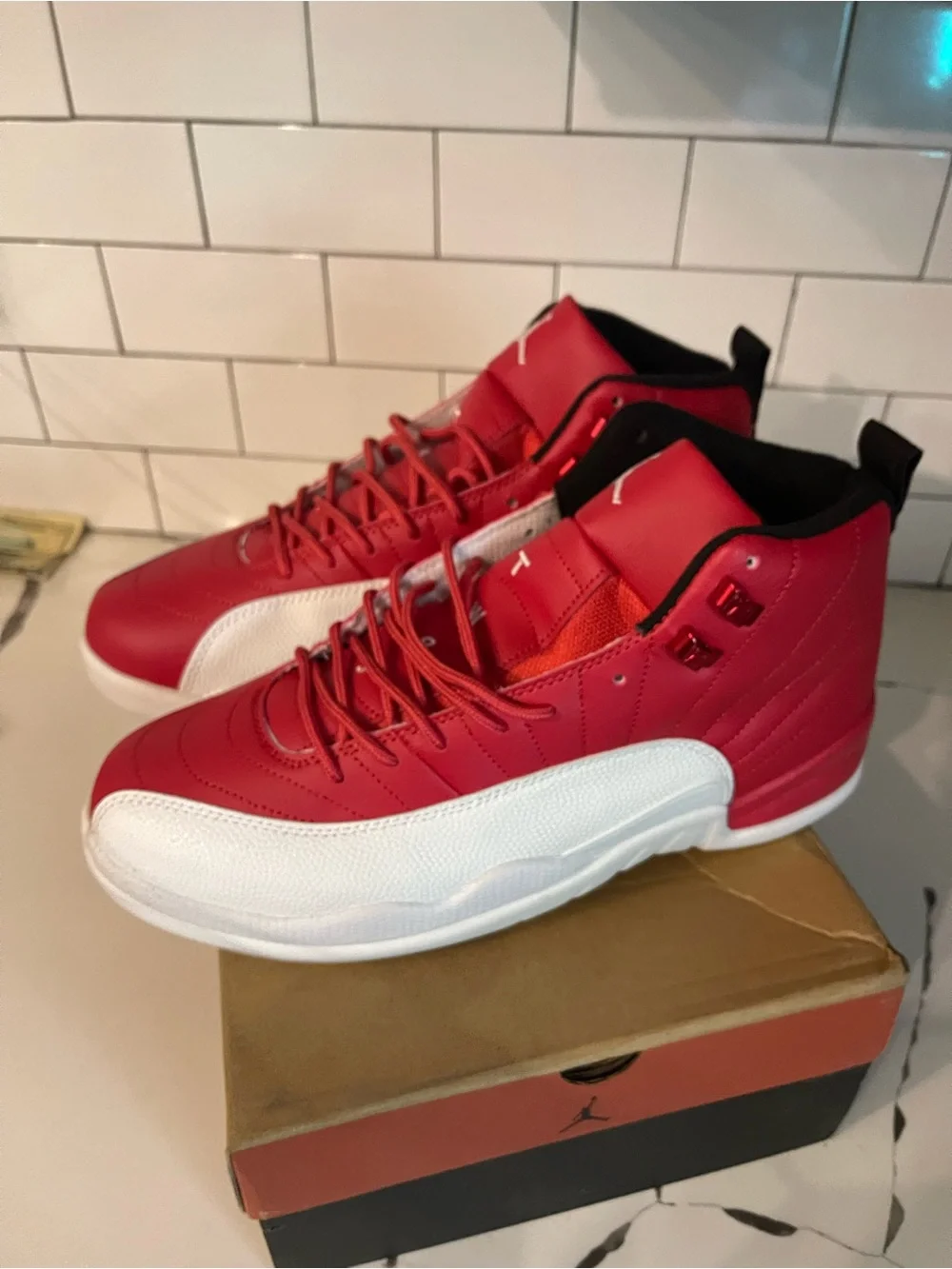 Mens Retro 12 Gym Red Size 13.